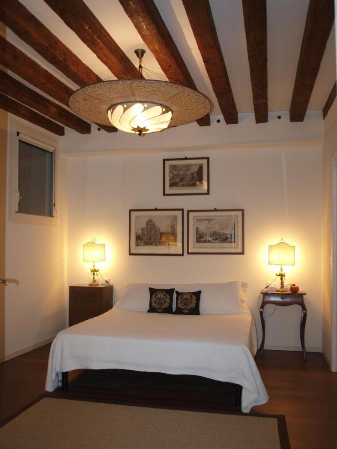 베니스 Al Pozzo Dei Scoacamini, 100 M From San Marco, Ground Floor 아파트 외부 사진